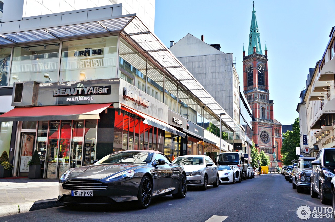 Aston Martin Virage Volante 2011