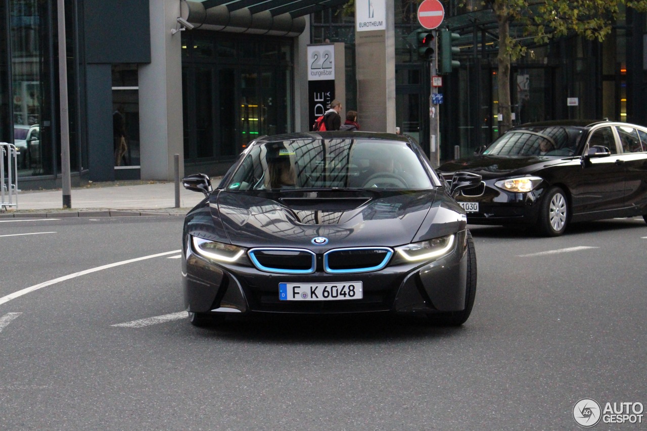 BMW i8