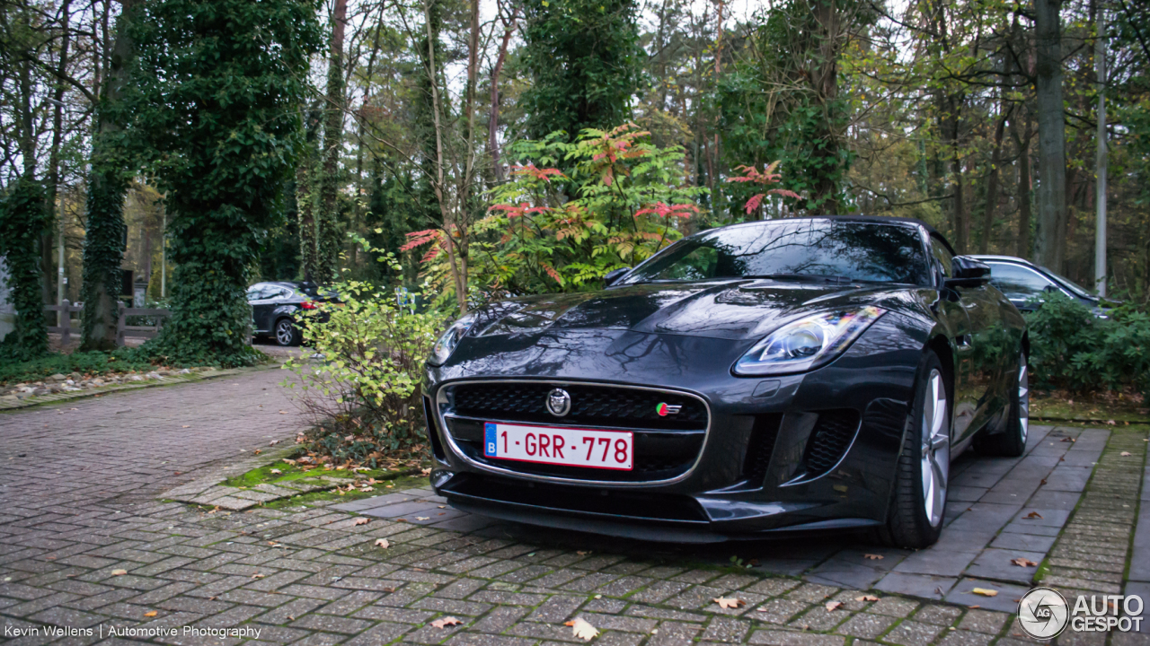 Jaguar F-TYPE S Convertible