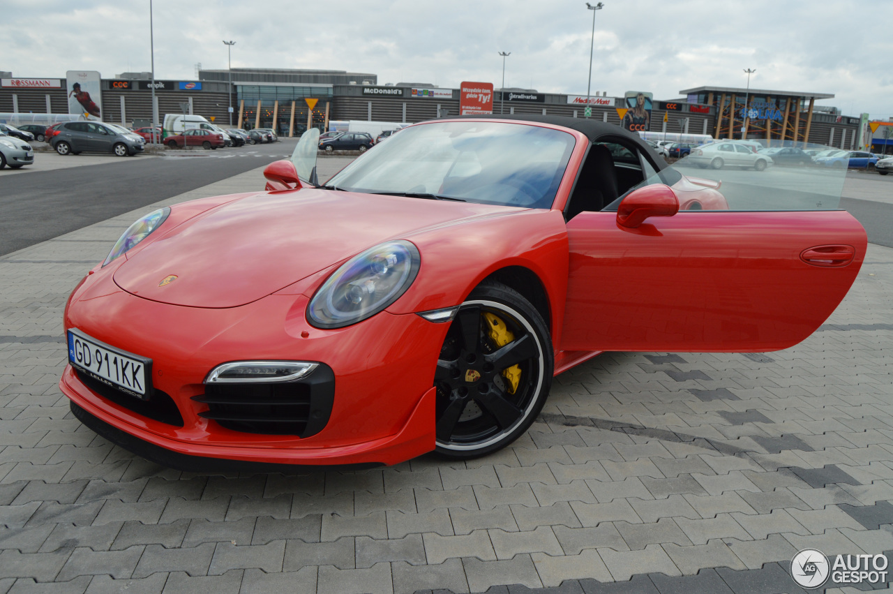 Porsche 991 Turbo S Cabriolet MkI