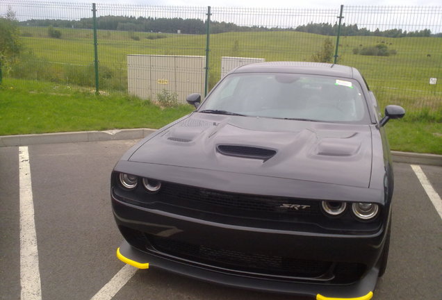 Dodge Challenger SRT Hellcat