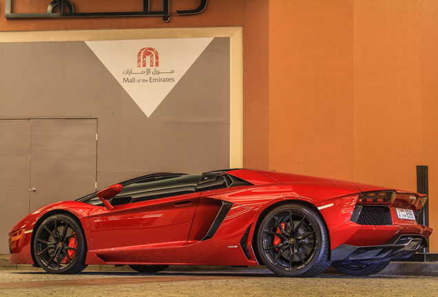 Lamborghini Aventador LP700-4 Roadster