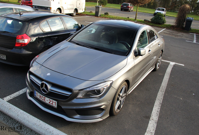 Mercedes-Benz CLA 45 AMG C117