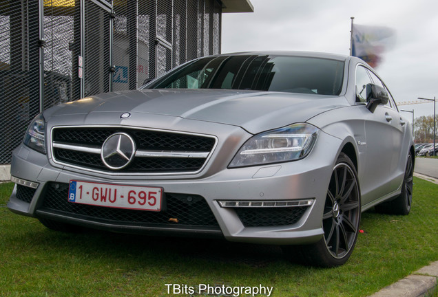 Mercedes-Benz CLS 63 AMG X218 Shooting Brake