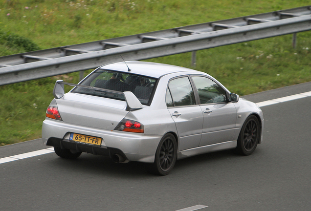 Mitsubishi Lancer Evolution IX