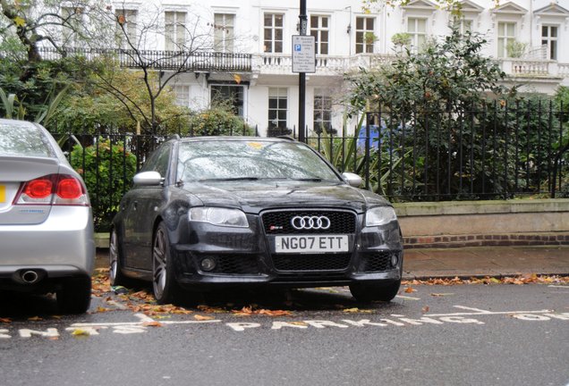 Audi RS4 Avant B7