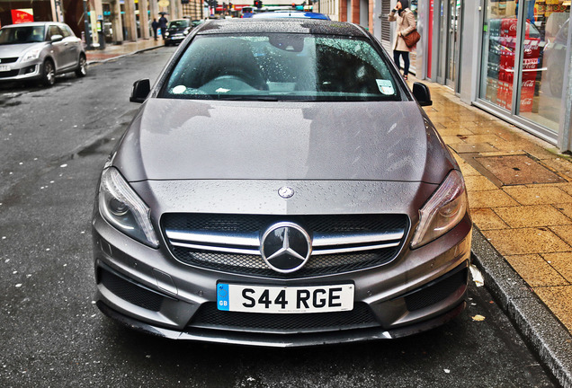 Mercedes-Benz A 45 AMG