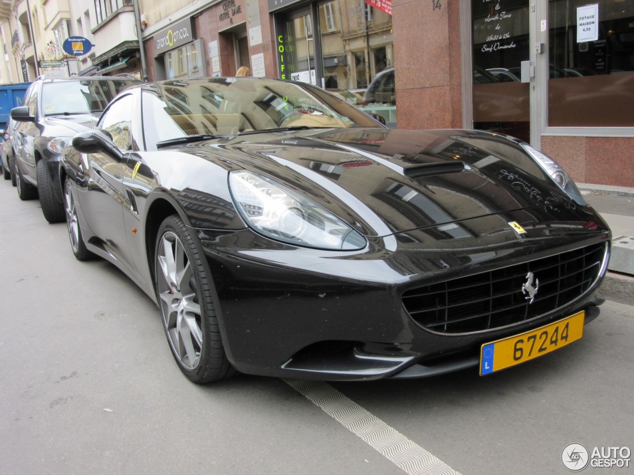 Ferrari California