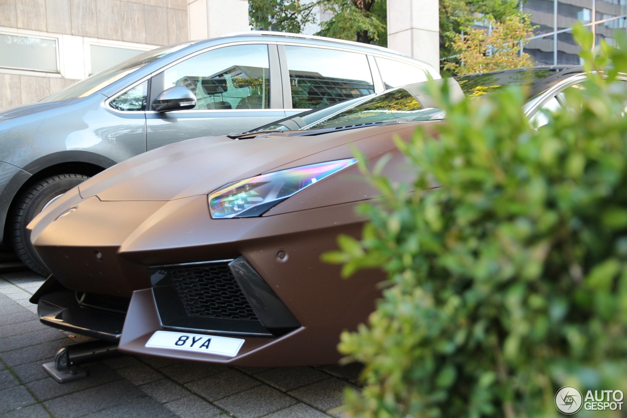 Lamborghini Aventador LP700-4 Roadster