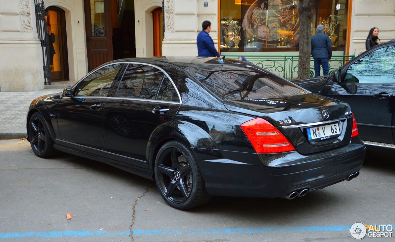 Mercedes-Benz S 63 AMG W221