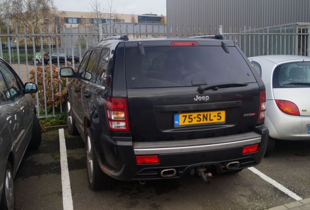 Jeep Grand Cherokee SRT-8 2005