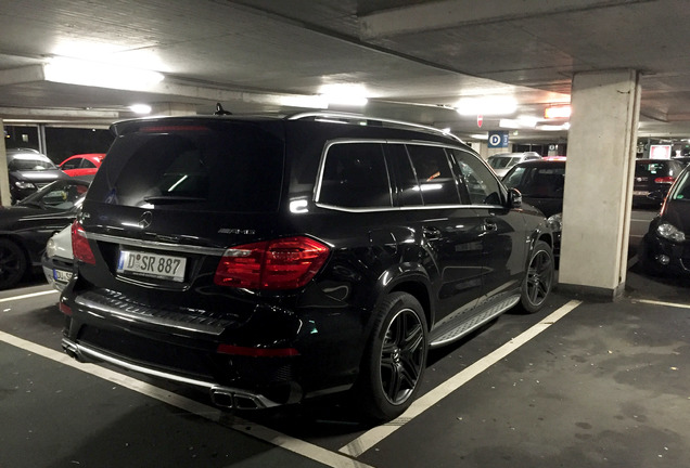 Mercedes-Benz GL 63 AMG X166