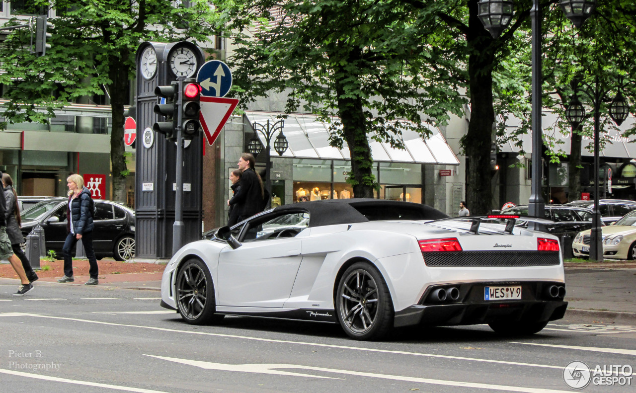 Lamborghini Gallardo LP570-4 Spyder Performante