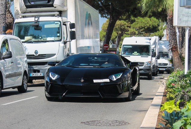 Lamborghini Aventador LP700-4