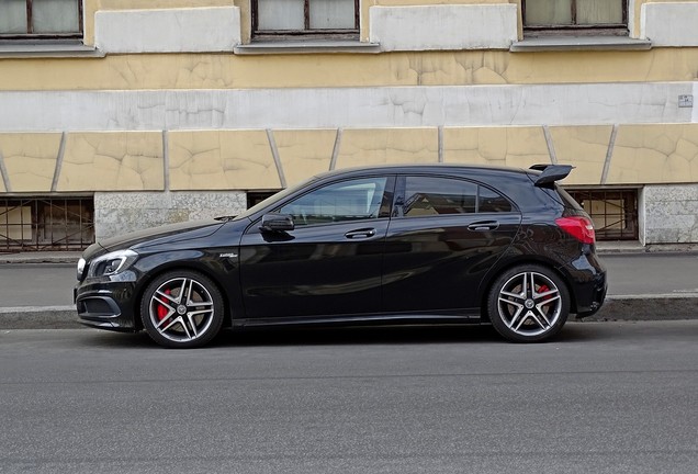 Mercedes-Benz A 45 AMG