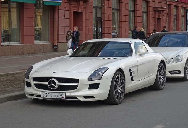 Mercedes-Benz SLS AMG