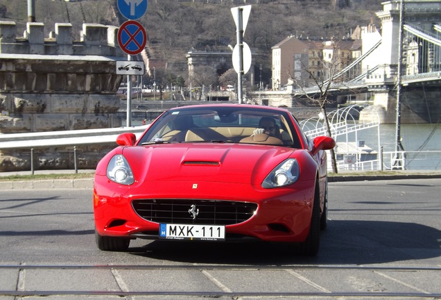 Ferrari California