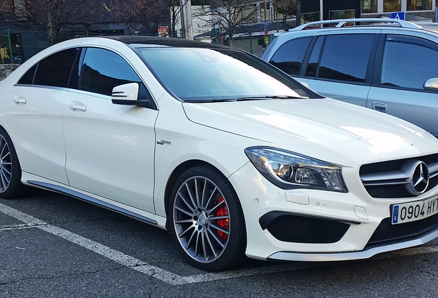 Mercedes-Benz CLA 45 AMG C117