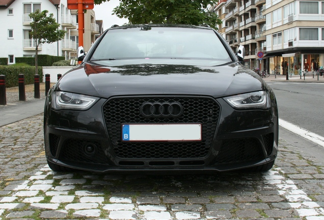 Audi RS4 Avant B8