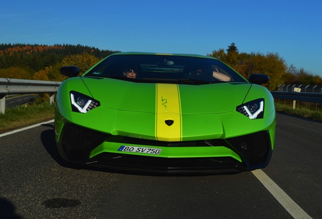 Lamborghini Aventador LP750-4 SuperVeloce