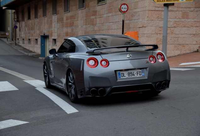 Nissan GT-R 2014