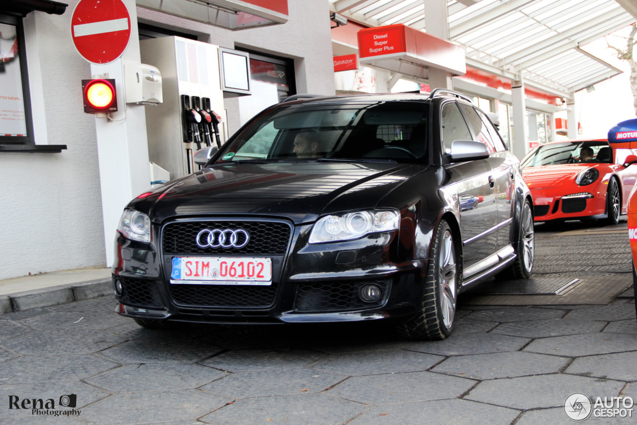 Audi RS4 Avant B7