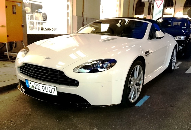 Aston Martin V8 Vantage Roadster 2012