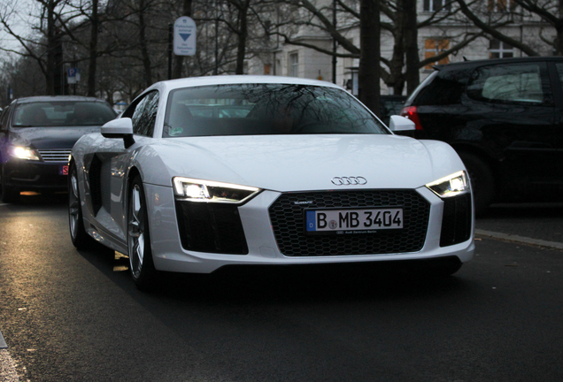 Audi R8 V10 2015