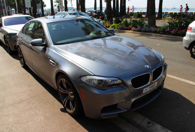 BMW M5 F10 2011