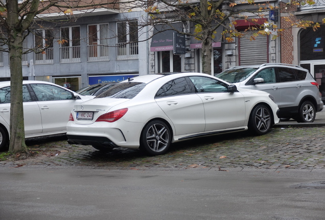 Mercedes-Benz CLA 45 AMG C117