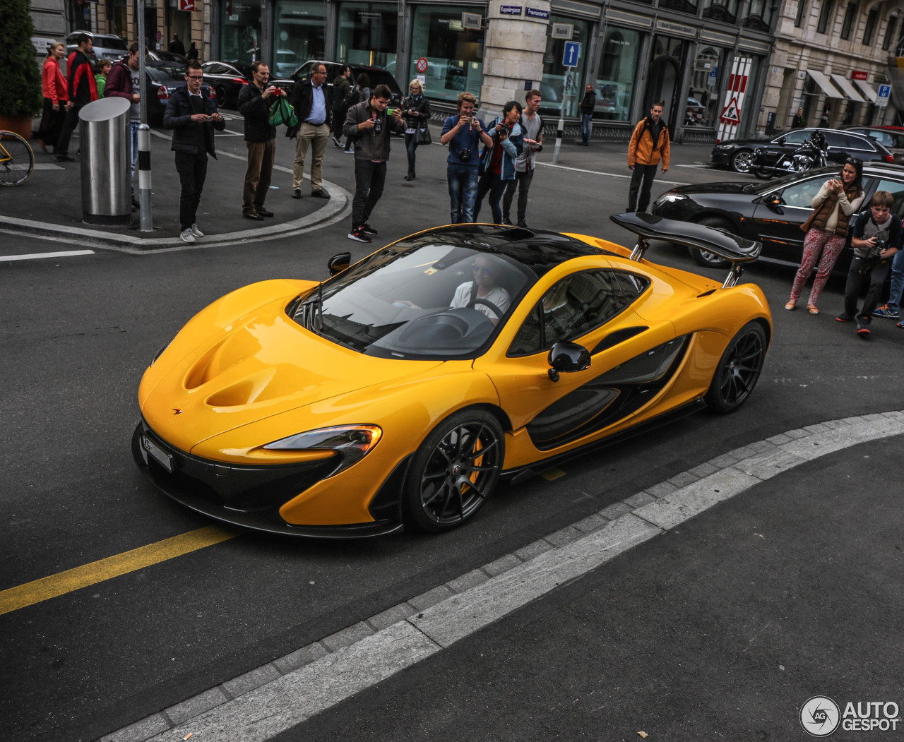 McLaren P1