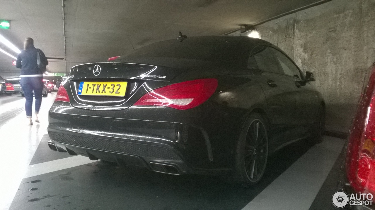 Mercedes-Benz CLA 45 AMG C117