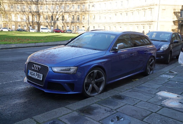 Audi RS4 Avant B8