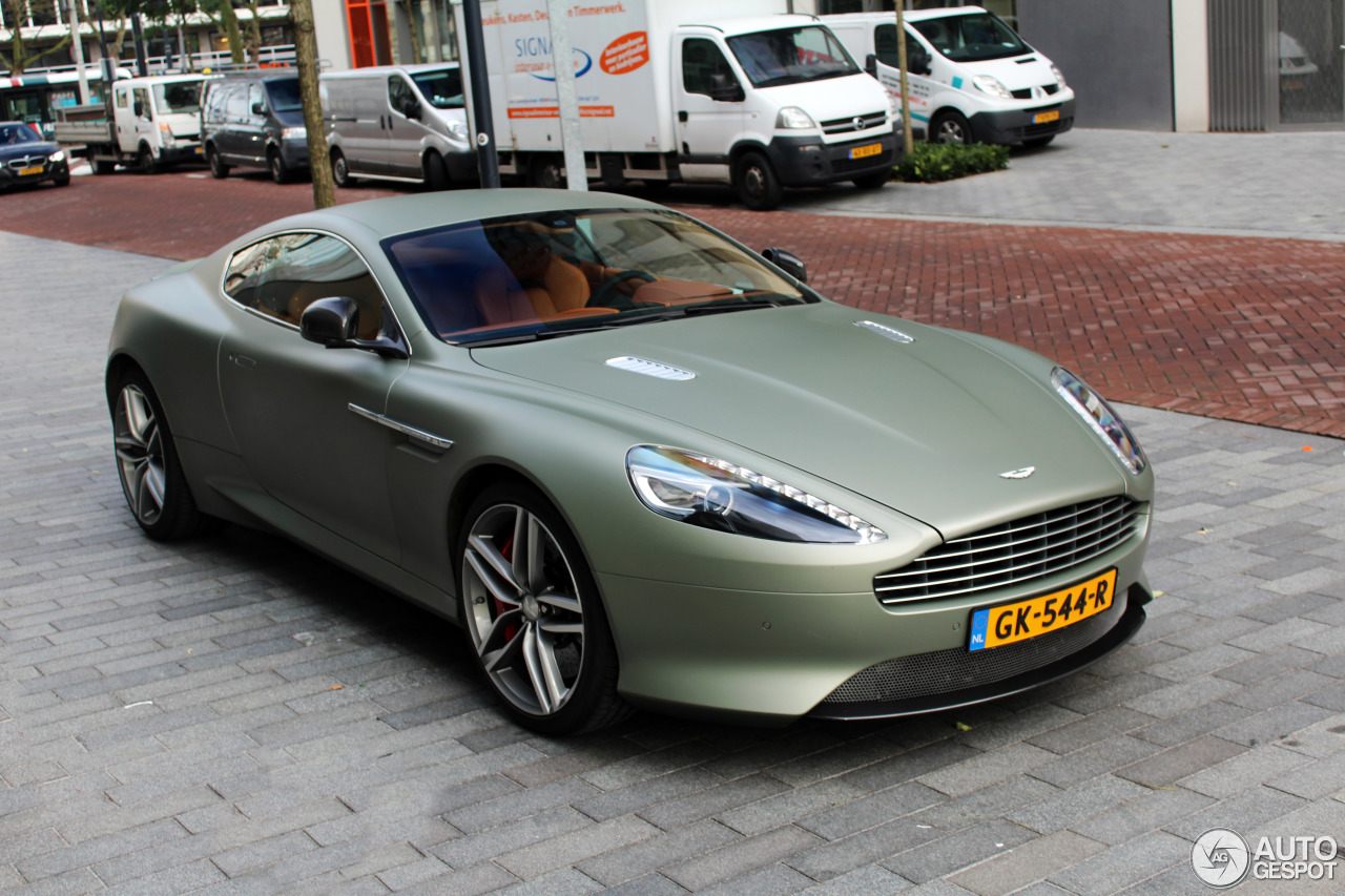 Aston Martin DB9 2013