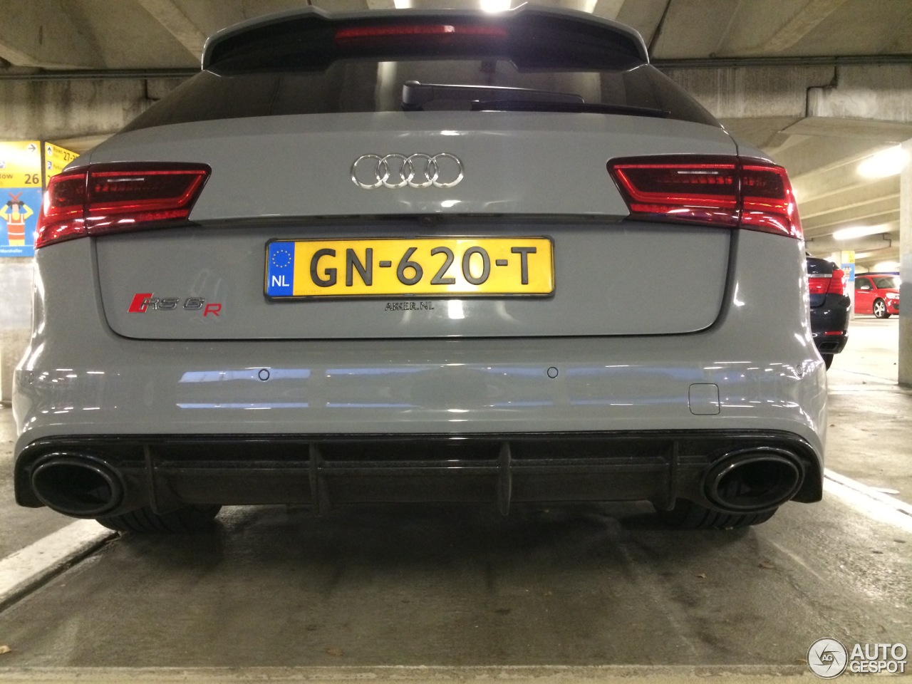 Audi RS6 Avant C7 2015