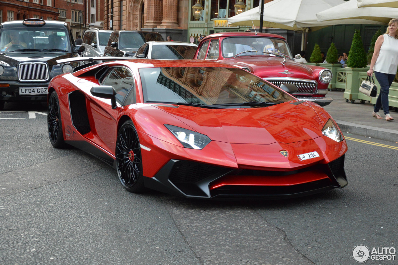 Lamborghini Aventador LP750-4 SuperVeloce