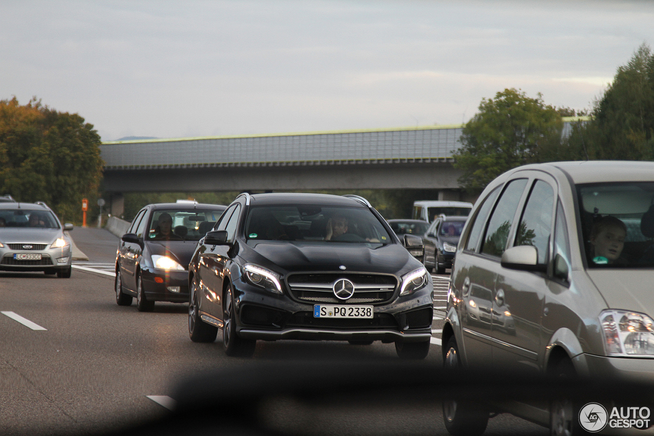 Mercedes-Benz GLA 45 AMG X156