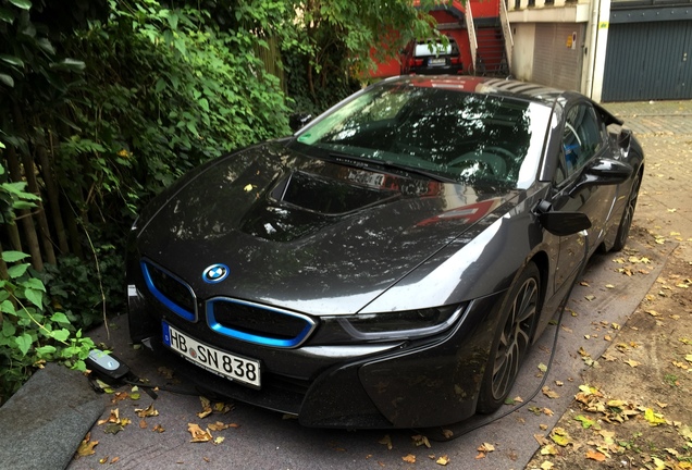 BMW i8