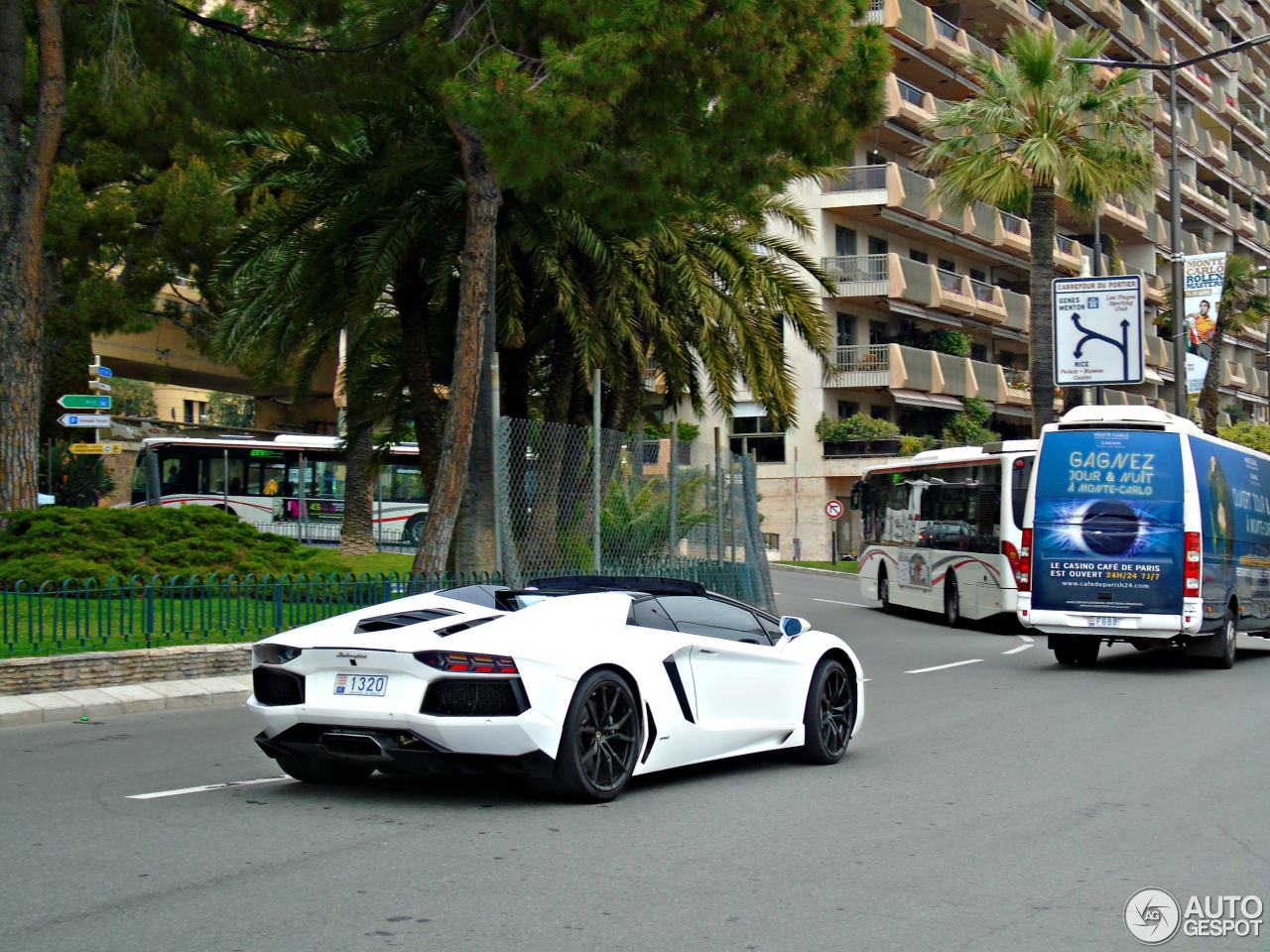 Lamborghini Aventador LP700-4 Roadster