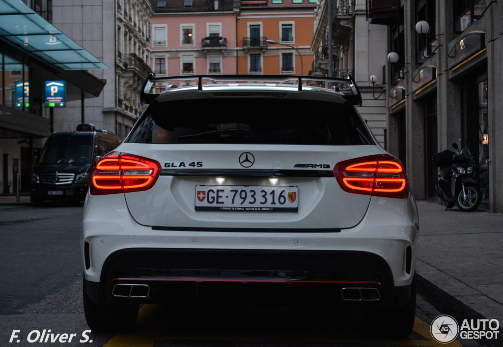 Mercedes-Benz GLA 45 AMG Edition 1