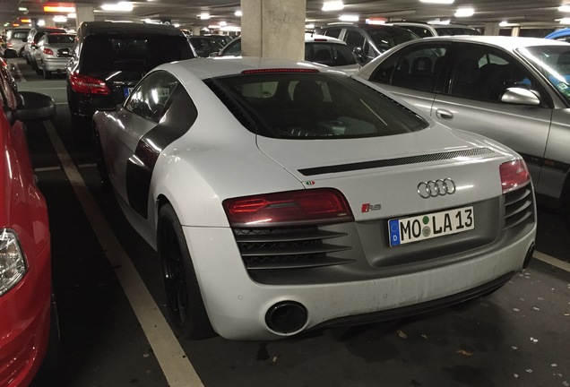 Audi R8 V10 Plus 2013