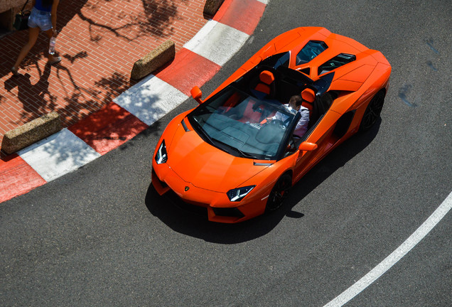 Lamborghini Aventador LP700-4 Roadster