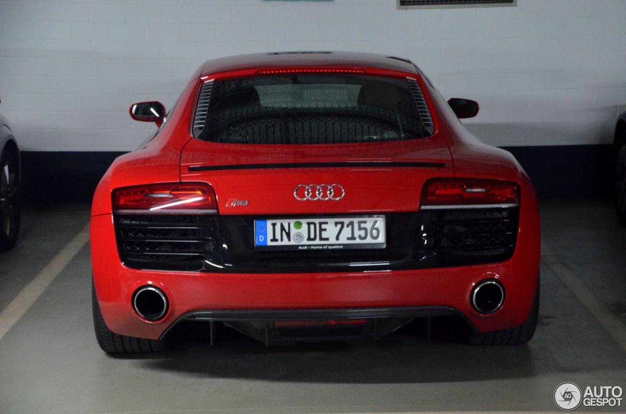 Audi R8 V10 2013