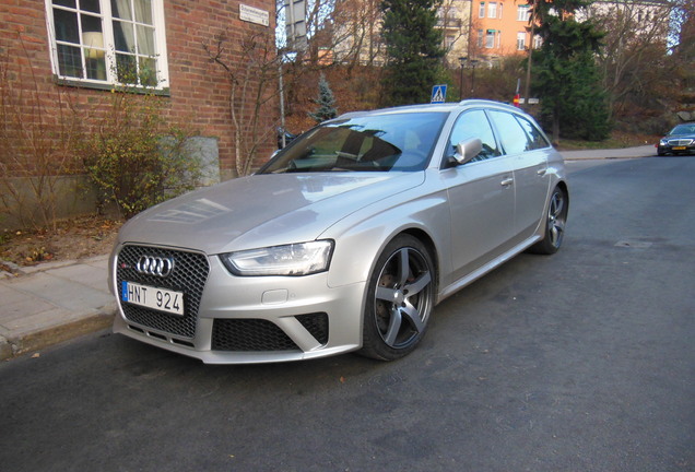 Audi RS4 Avant B8