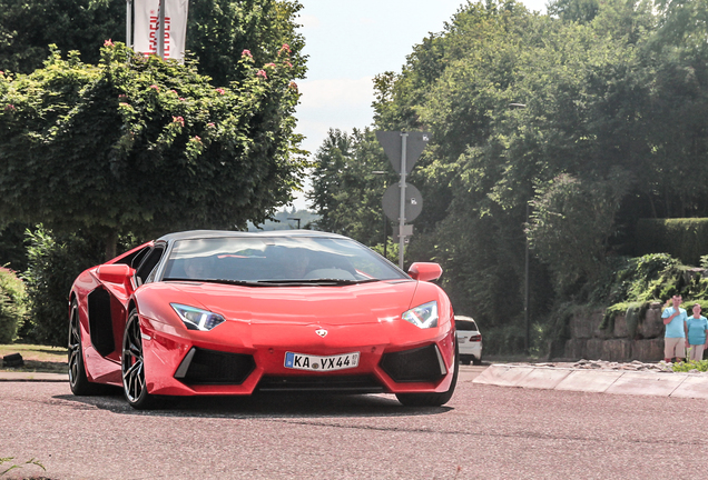 Lamborghini Aventador LP700-4 Roadster