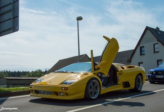 Lamborghini Diablo VT Roadster