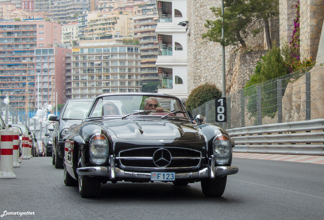 Mercedes-Benz 300SL Roadster