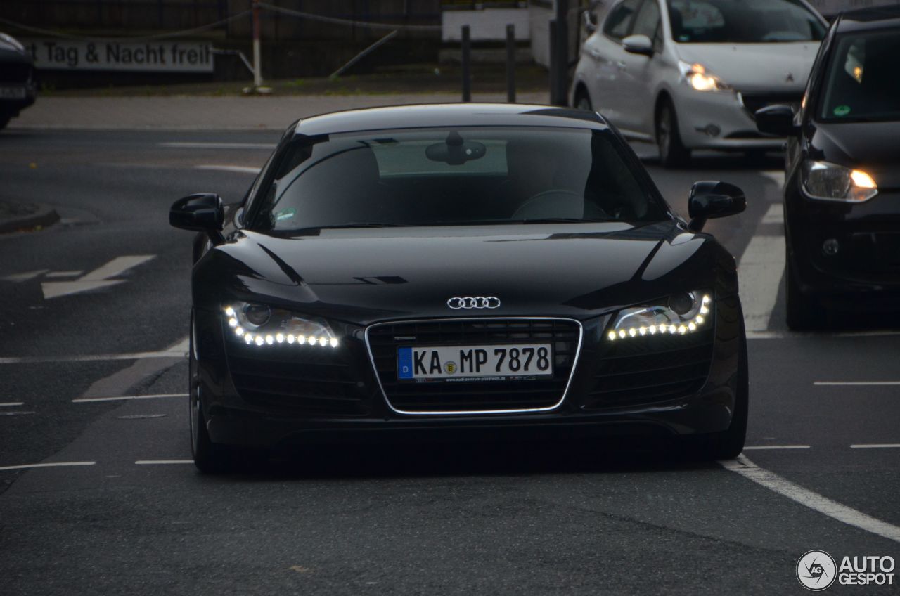 Audi R8