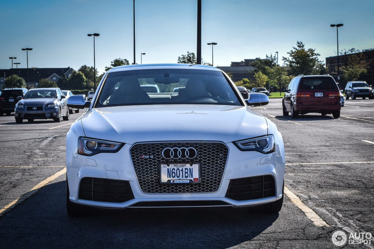 Audi RS5 B8 2012