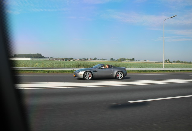 Aston Martin V8 Vantage Roadster